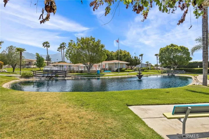 Village Grove Estates Lakes
