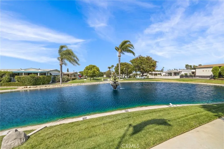 Village Grove Estates Lakes