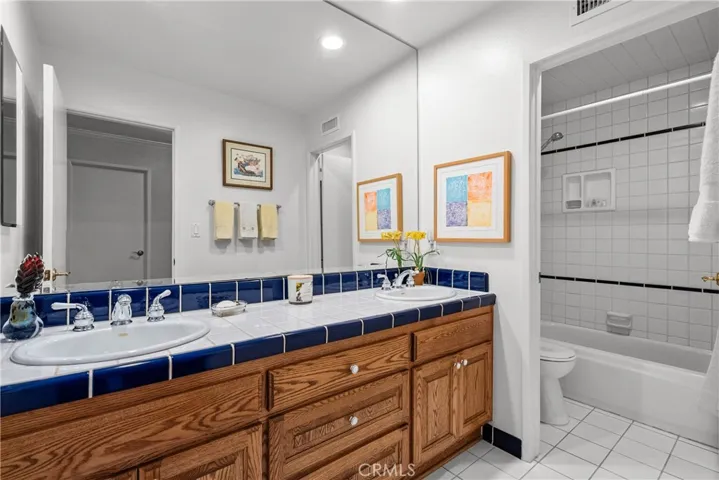 Bathroom #2