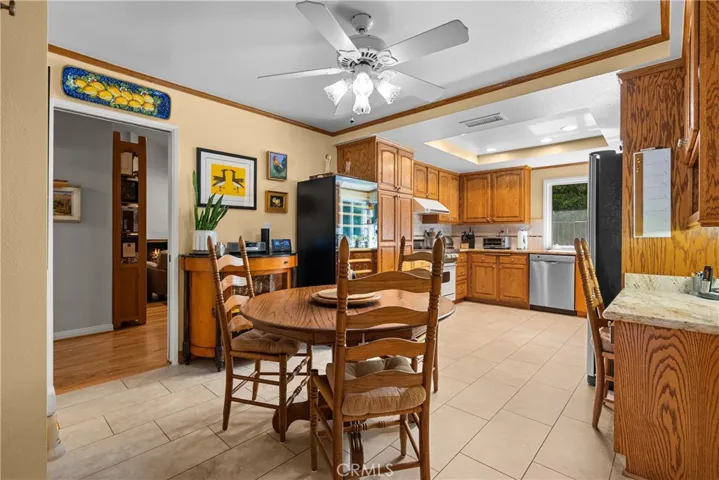 Appointed kitchen with an array of appliances including a Viking Range and Oven.