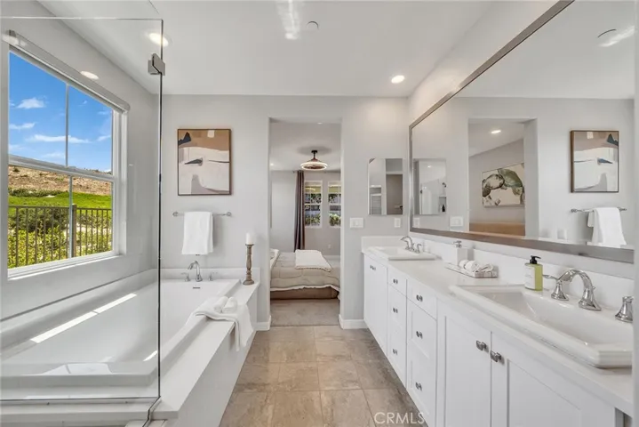 3 Ocaso, Rancho Mission Viejo, California 92694