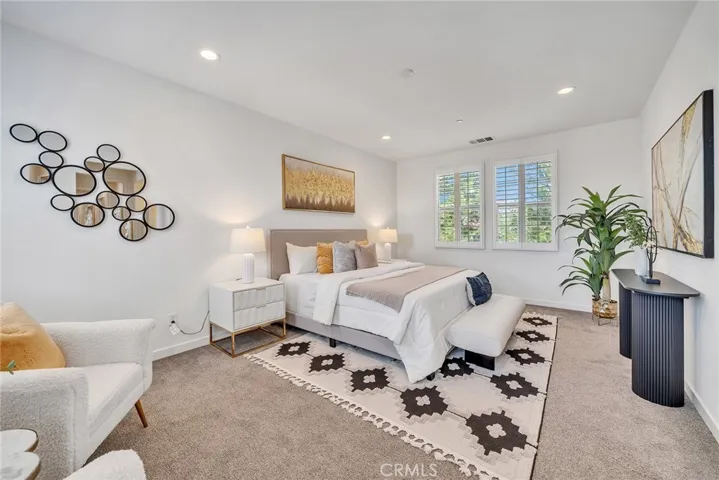 182 Finch, Lake Forest, California 92630