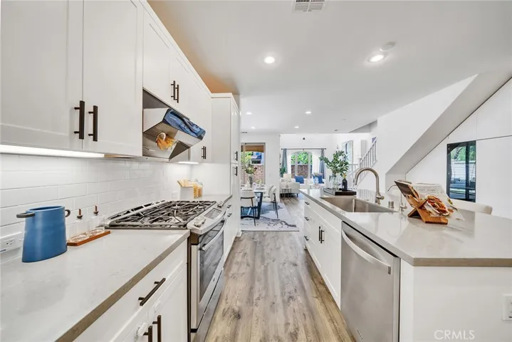 182 Finch, Lake Forest, California 92630