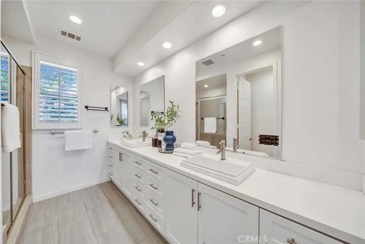 182 Finch, Lake Forest, California 92630