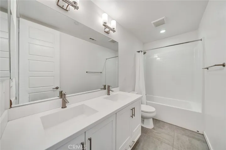 182 Finch, Lake Forest, California 92630