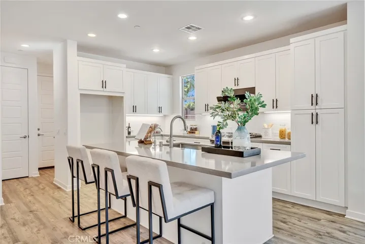 182 Finch, Lake Forest, California 92630