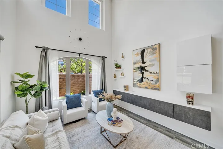 182 Finch, Lake Forest, California 92630