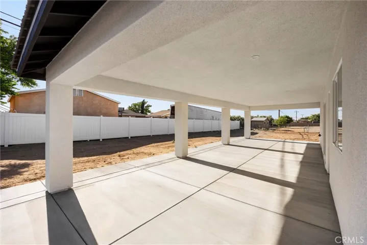 11442 Primrose, Hesperia, California 92345