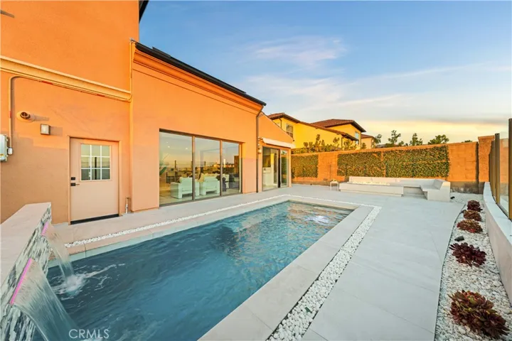 137 Trumpet Flower, Irvine, California 92618