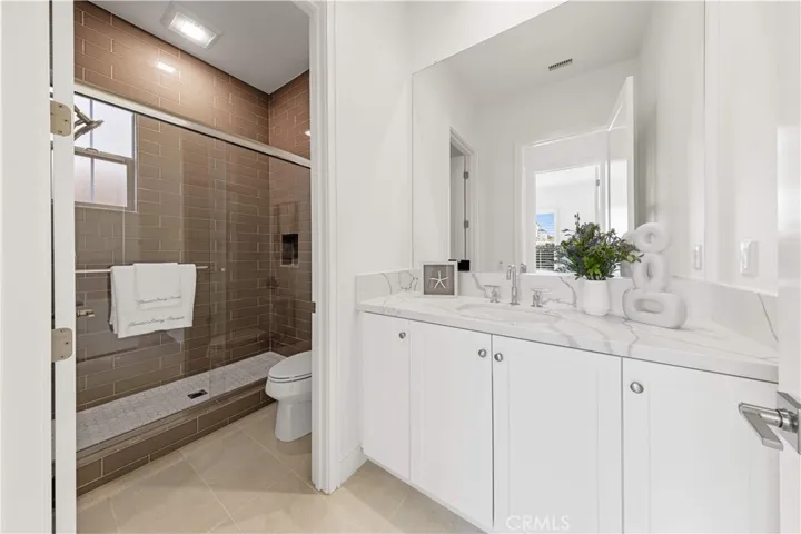 137 Trumpet Flower, Irvine, California 92618