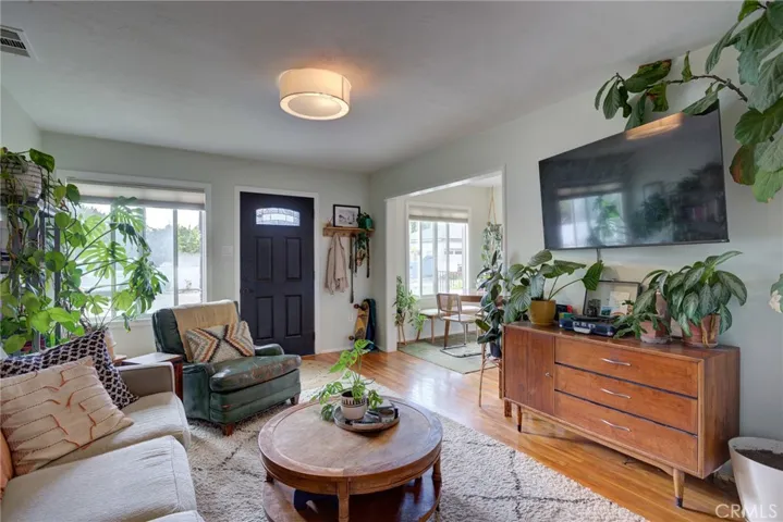 350 Castaic, Pismo Beach, California 93449
