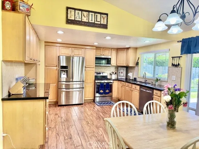Stainless Appliances that Will Stay!