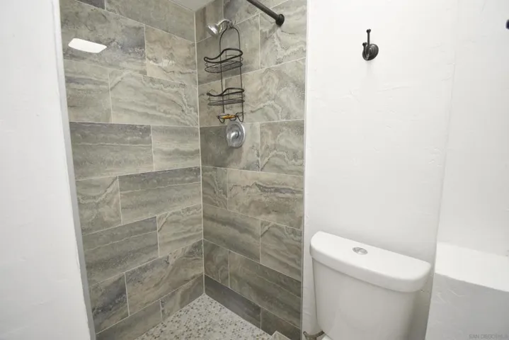 TILE SHOWER IN MAIN HOUSE