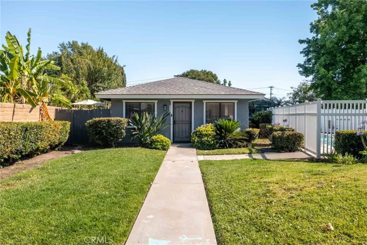 Private Front Yard with Expansive Lawn