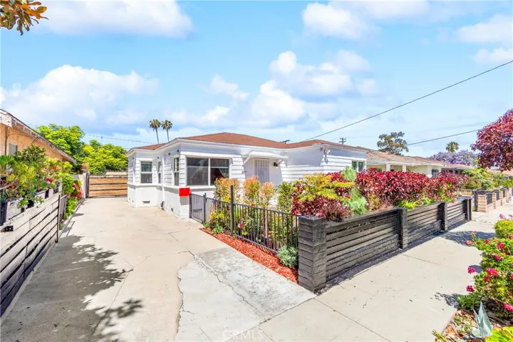 1477 Lemon Avenue, Long Beach, California 90813