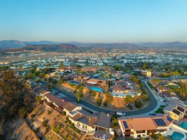 1724 Hacienda Place, El Cajon, California 92020