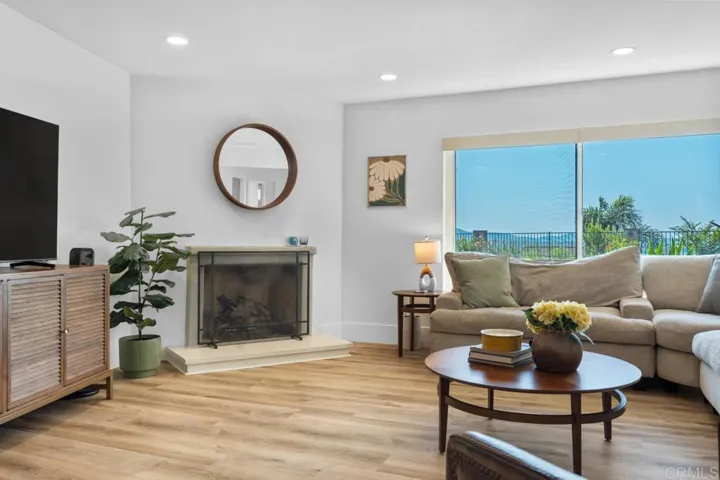 1724 Hacienda Place, El Cajon, California 92020