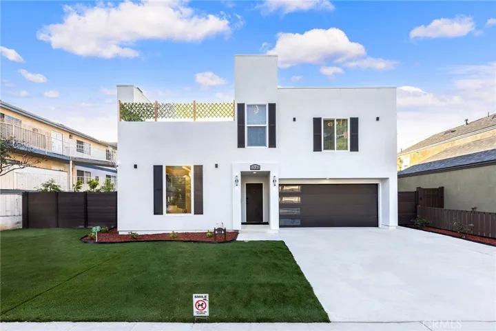 1081 Loma Avenue, Long Beach, California 90804