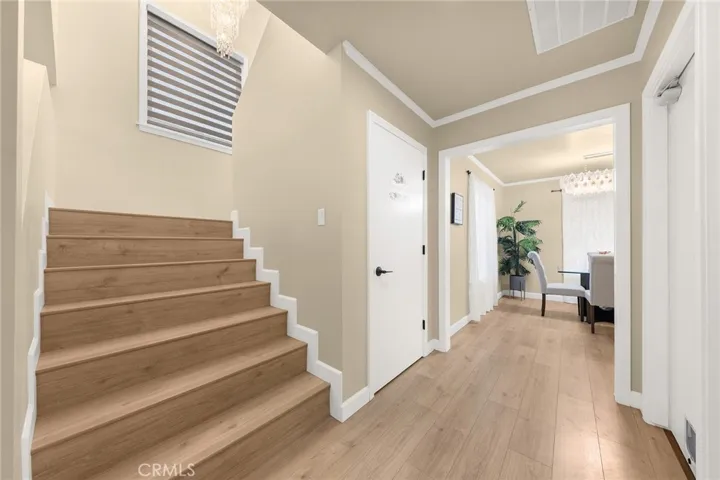 1081 Loma Avenue, Long Beach, California 90804