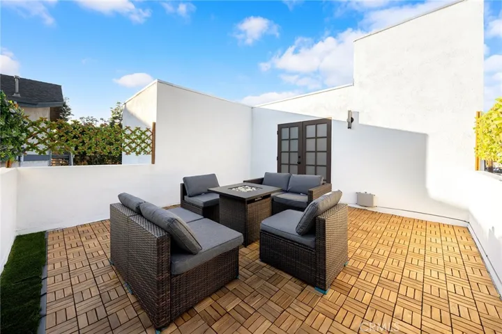 1081 Loma Avenue, Long Beach, California 90804