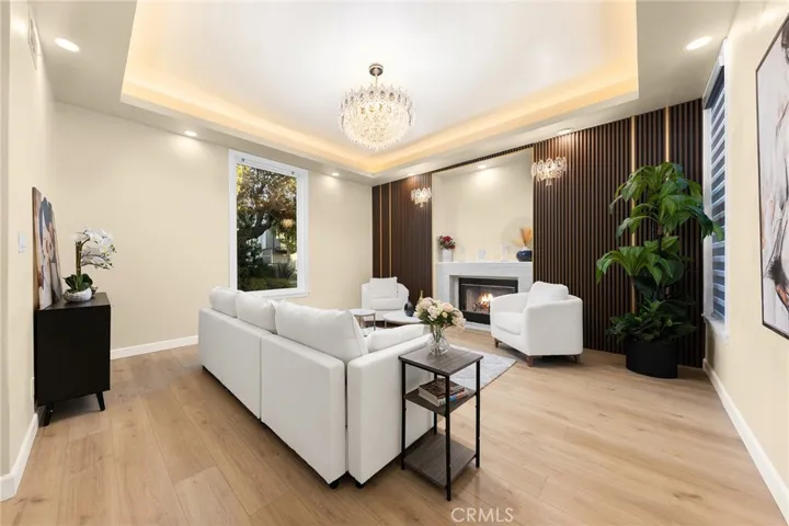 1081 Loma Avenue, Long Beach, California 90804