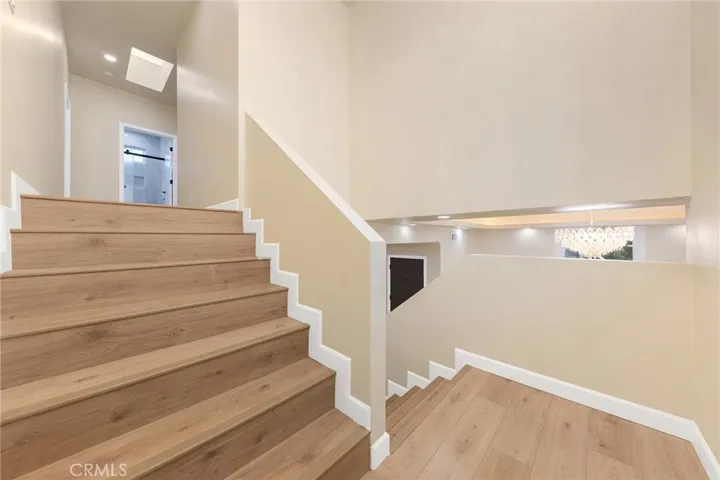 1081 Loma Avenue, Long Beach, California 90804