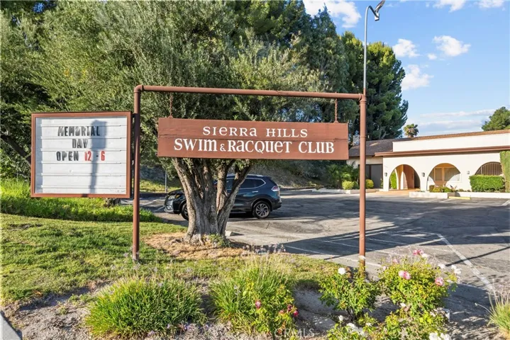 16624 Nearview, Canyon Country, California 91387