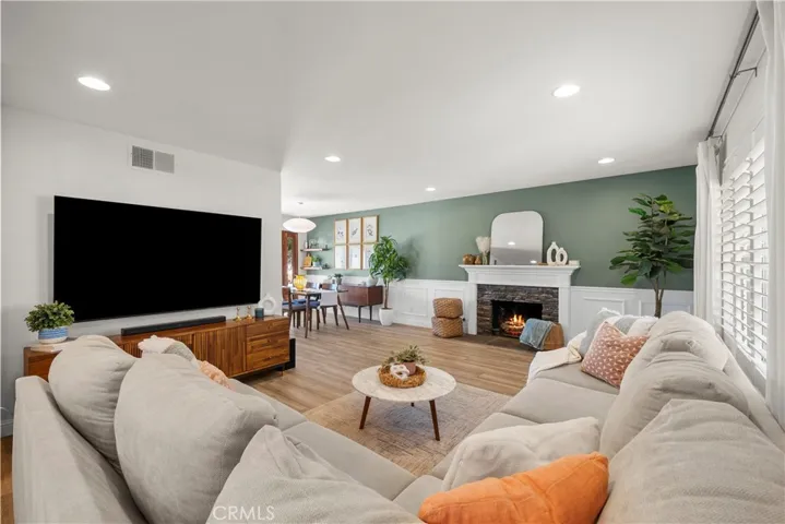 16624 Nearview, Canyon Country, California 91387