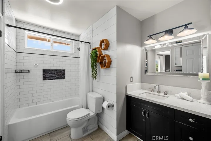 16624 Nearview, Canyon Country, California 91387