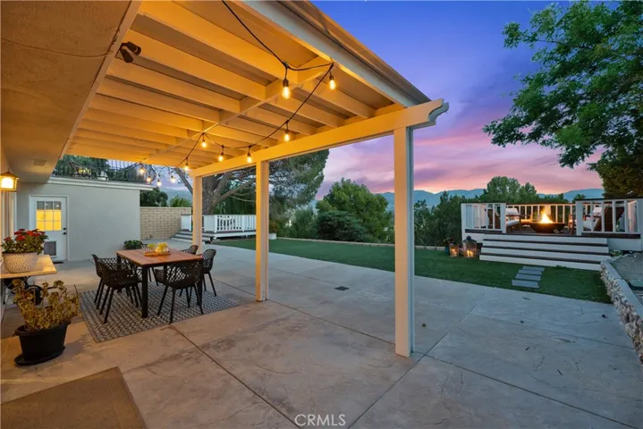 16624 Nearview, Canyon Country, California 91387