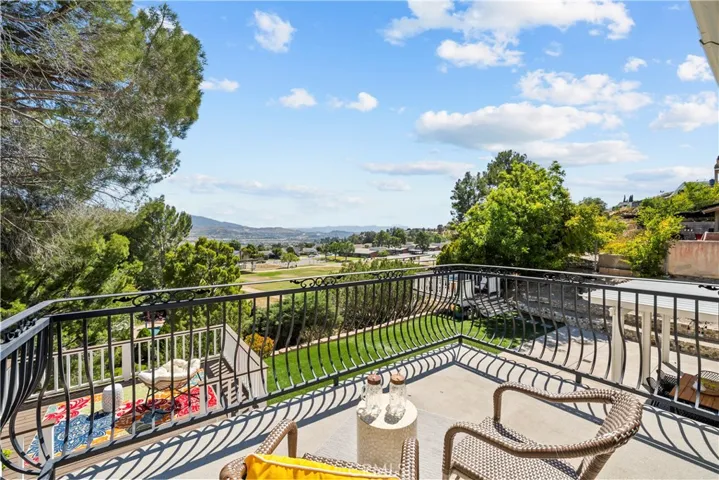 16624 Nearview, Canyon Country, California 91387