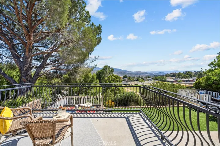 16624 Nearview, Canyon Country, California 91387
