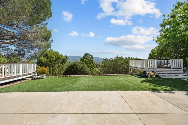 16624 Nearview, Canyon Country, California 91387