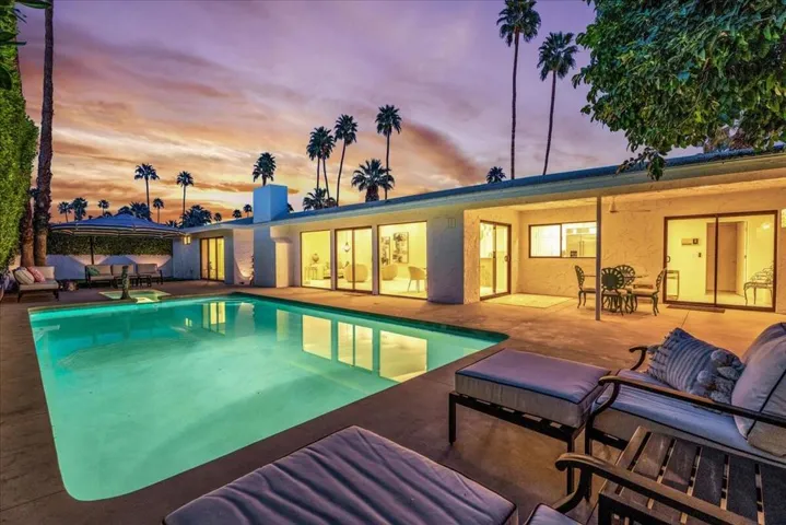 Sparkling Pool and Spa