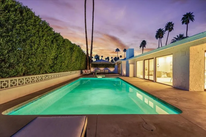 Sparkling Pool and Spa
