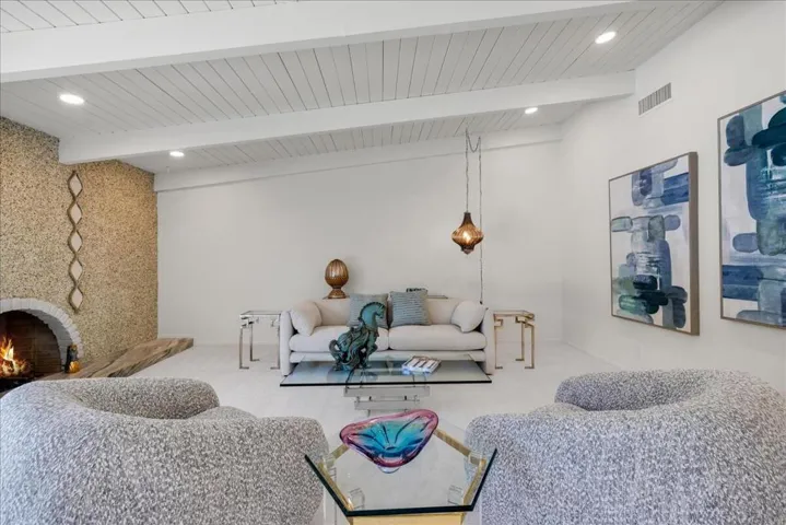 Living/Entertaing  Room (original)