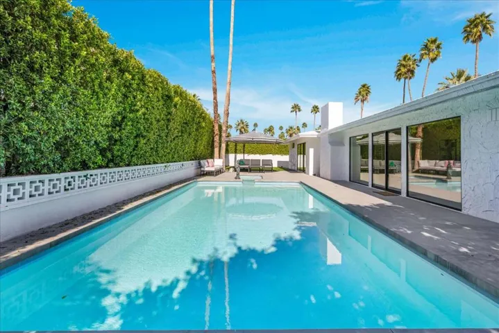 Sparkling Pool and Spa