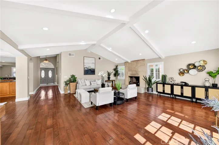 5188 Fox Hills, Buena Park, California 90621
