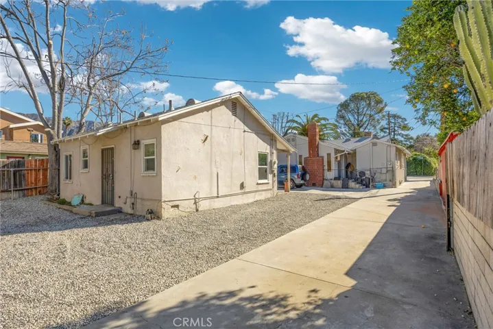 2835 Casitas Avenue, Altadena, California 91001
