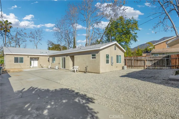 2835 Casitas Avenue, Altadena, California 91001