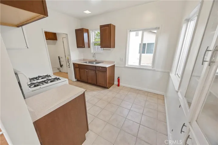 2835 Casitas Avenue, Altadena, California 91001