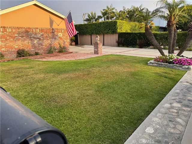 416 Aliso Avenue, Newport Beach, California 92663
