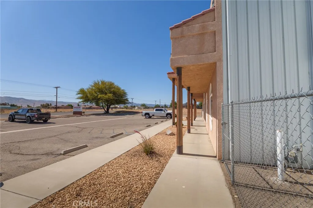 10350-10360 I Avenue, Hesperia, California 92345 — photo 5