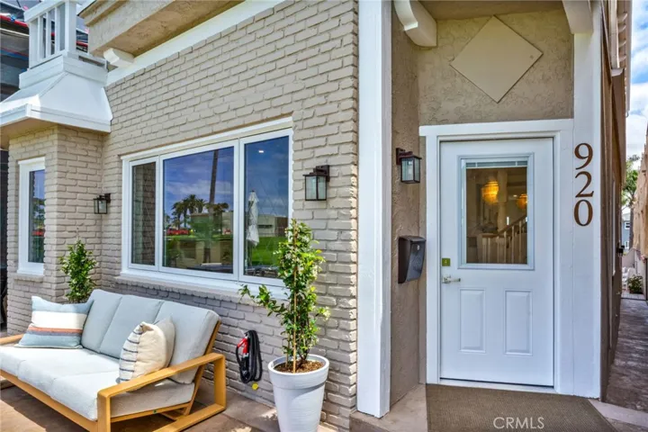 Welcome to 920 E Oceanfront