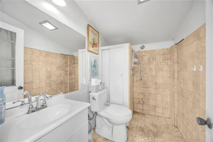 Pool Bathroom/shower in backyard