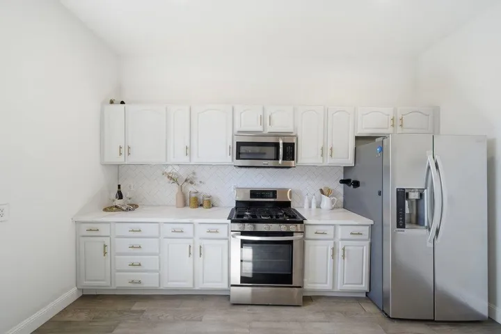 31 Rio Verde Street, Daly City, California 94014