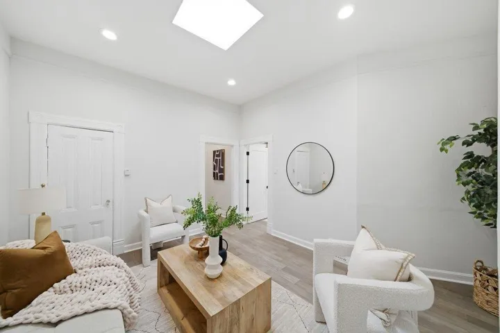 31 Rio Verde Street, Daly City, California 94014