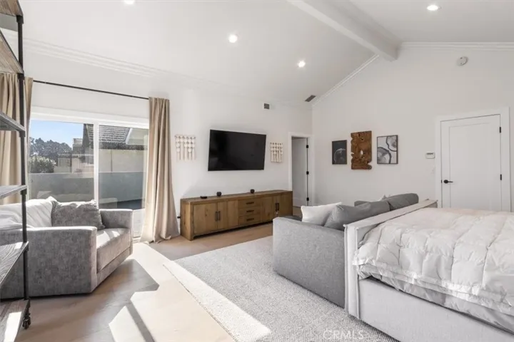 4912 Seapine Circle, Huntington Beach, California 92649