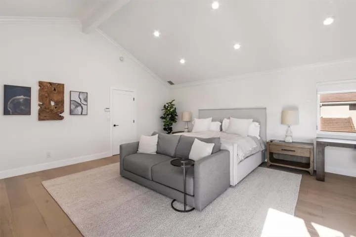 4912 Seapine Circle, Huntington Beach, California 92649