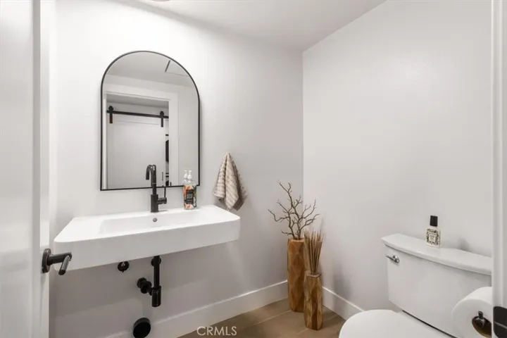 4912 Seapine Circle, Huntington Beach, California 92649